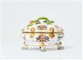 A small Meissen porcelain tureen from the dinner service for Count Heinrich von Podewils - image-1