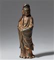 A lacquered and gilt Shisou style bronze figure of Guanyin. 17th century - image-1
