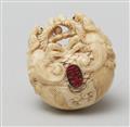 An ivory netsuke of a monk on a temple gong, by Kogyoku. Second half 19th century - image-5