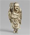 An ivory netsuke of a fisherman with a minogame. Early 19th century - image-1