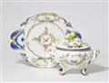A Meissen porcelain tureen and platter with bird decor - image-1
