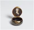 A tortoiseshell snuff box with a portrait of Empress Maria Theresia - image-1