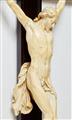 Mattheus van Beveren, attributed to - A carved ivory Corpus Christi, attributed to Mattheus van Beveren - image-2