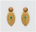 A pair of 18k gold granulation earrings - image-1