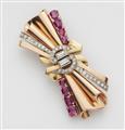 A 14k tri-colour gold ruby double clip brooch - image-2