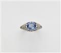 A Belle Epoque 18k white gold sapphire ring - image-1