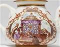 A Meissen porcelain teapot with K.P.M mark and Hoeroldt chinoiseries - image-3