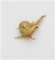 A French 18k gold enamel and chrysoprase bird brooch. - image-1