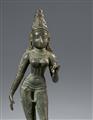 A fine bronze figure of Lakshmi (Shridevi). Southern India, Tamil Nadu. Vijayanagar period, ca. 15th century - image-5
