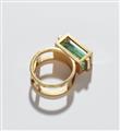 A German 18k gold and emerald prism gentleman's ring. - image-2
