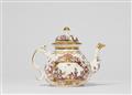 A Meissen porcelain teapot with Chinoiserie decor - image-3