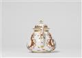 An important Meissen porcelain teapot with Augustus Rex mark - image-4