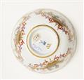 A Meissen porcelain dish and cover with Chinoiserie decor - image-3