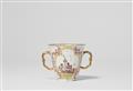 A Meissen porcelain beaker with Hoeroldt Chinoiseries - image-2