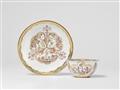A Meissen porcelain tea bowl and saucer with Chinoiserie decor - image-1