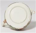 A Meissen porcelain teapot with Chinoiserie decor - image-5
