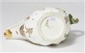 A Meissen porcelain sauce boat from the service for Count von Podewils - image-5