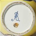 A very rare Meissen porcelain yellow ground Augustus Rex vase with Chinoiserie decor - image-7