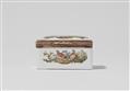 A Berlin KPM porcelain snuff box with poultry and a still life - image-5