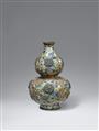 A cloisonné enamel double gourd vase. 19th century - image-1