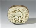 Schatulle mit Jade-Medaillon. Kupfer vergoldet. Späte Qing-Zeit - image-2