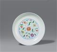 A fine and rare imperial doucai floral medallion dish. Yongzheng period (1722–1735) - image-1