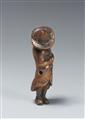 A boxwood netsuke of a standing Dutchman. Early 19th century - image-4