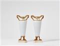 A pair of Neoclassical vases - image-2