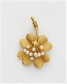 A German 18k gold and cultured pearl clover brooch. - image-1