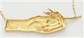 An 18k gold necklace with a signed 24k gold surrealistic pendant "Belle Main", exemplaire 3/9. Design: Man Ray, Paris 1937; Execution: GEM Montebello, Milan 1974. - image-2