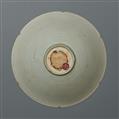 A carved qingbai bowl, Southern Song dynasty (1126-1279) - image-2