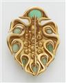 A German 18k gold granulation chrysoprase cultured pearl and emerald brooch. - image-2