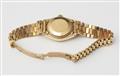 An 18k yellow gold automatic Rolex datejust ladies wristwatch. - image-3