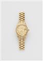 An 18k yellow gold automatic Rolex datejust ladies wristwatch. - image-1