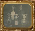 Holmes, Enoch Long und Anonym - UNTITLED (FAMILY AND GROUP PORTRAITS, USA) - image-5