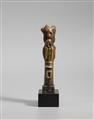 Henry Moore - Upright Motive: Maquette No. 9 - image-2