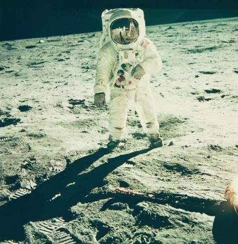 NASA - Astronaut Edwin E. Aldrin Jr. walks on the surface of the moon, Apollo 11
