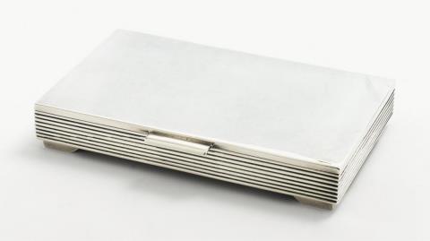 Sigvard Bernadotte - A Copenhagen silver box, no. 712. Design Sigvard Bernadotte ca. 1930, made by Georg Jensen, 1940 - 51.