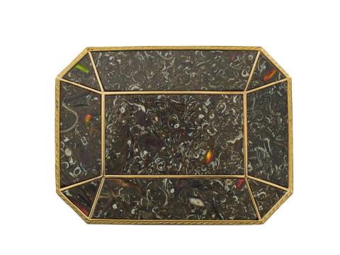 Johann Georg Aigner - A Viennese neoclassical 18 ct gold and hardstone mosaic box