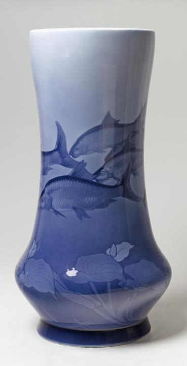  Royal Porcelain Manufacture Copenhagen - A Royal Copenhagen floor vase with a school of fish.