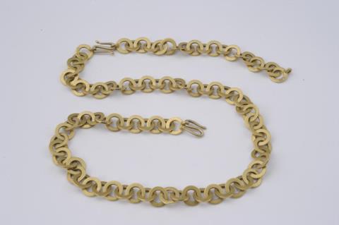 Wilhelm Nagel - A hand-forged 18k gold chain necklace.