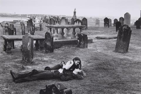 Martine Franck - Cemetry North of England, Whitley Bay