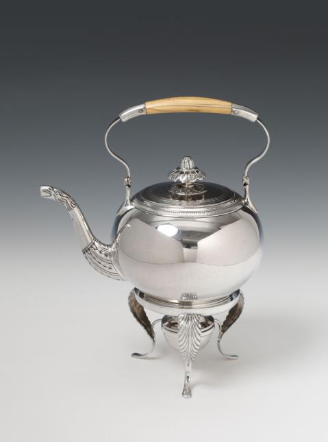 Johann David Hertel - A Berlin silver teapot and rechaud. The teapot with marks of Johann David Hertel, 1819 - 42; the rechaud and lamp probably an addition, with 84 Zolotnik marks.