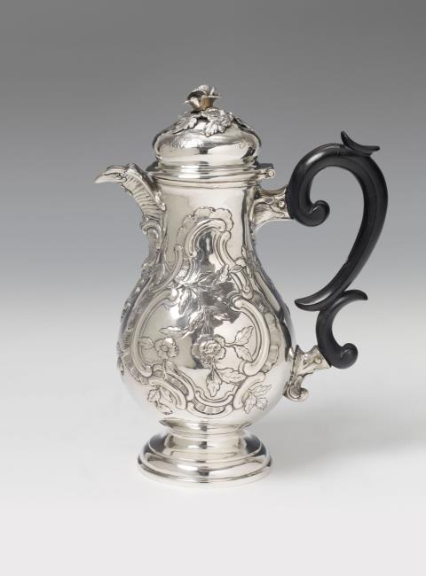 Hermann Neupert II - A Berlin silver interior gilt Frederician coffee pot. Marks of Hermann Neupert, ca. 1762 - 73.