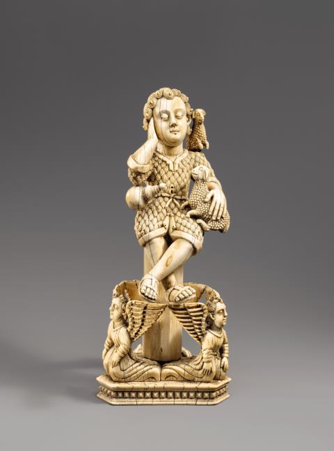  Goa - A large 17th - 18th century Goan carved ivory depiction of Christ as the good shepherd.