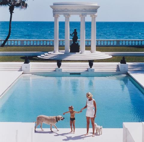 Slim Aarons - Villa Artemis in Palm Beach, Florida