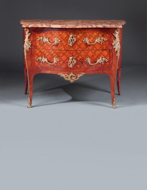 Hubert Hansen - A satin- and rosewood veneered époque Louis XV chest of drawers with chequerboard marquetry.