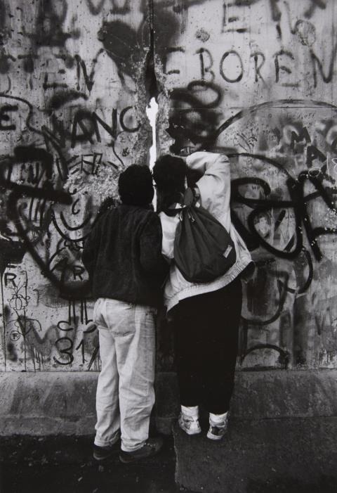 Barbara Klemm - Die Mauer, West-Berlin, Nov. 1989
