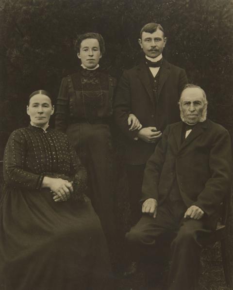 August Sander - Familie aus dem Westerwald