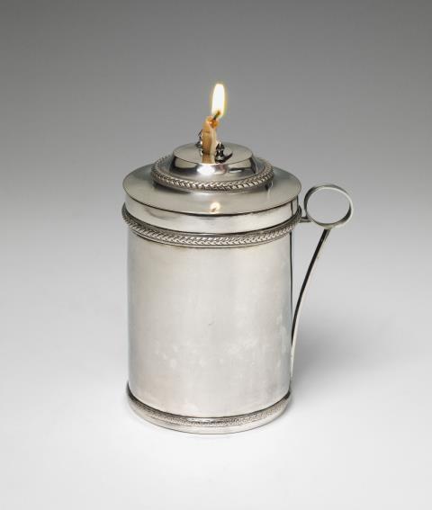 Esajas Carl Hoffmann - A Berlin silver taper box. Marks of Esajas Carl Hoffmann, 1803 - 09.